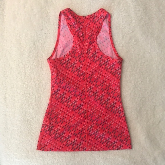 NIKE Dri-Fit Training Tank Big Girl’s M (8) - Picture 2 of 8